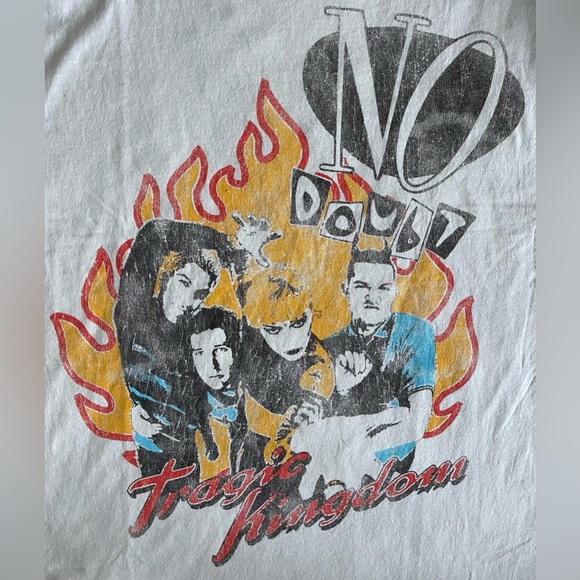 NWT Vintage Style NO DOUBT Tragic Kingdom Graphic Ringer Tee Shirt Size M L - Picture 4 of 5
